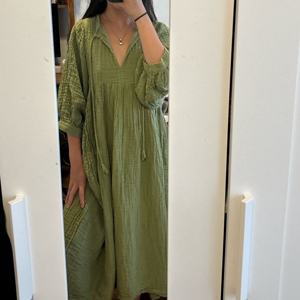 Daughters of India green dress SOLD